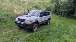Mitsubishi Pajero Sport 2.5 TD