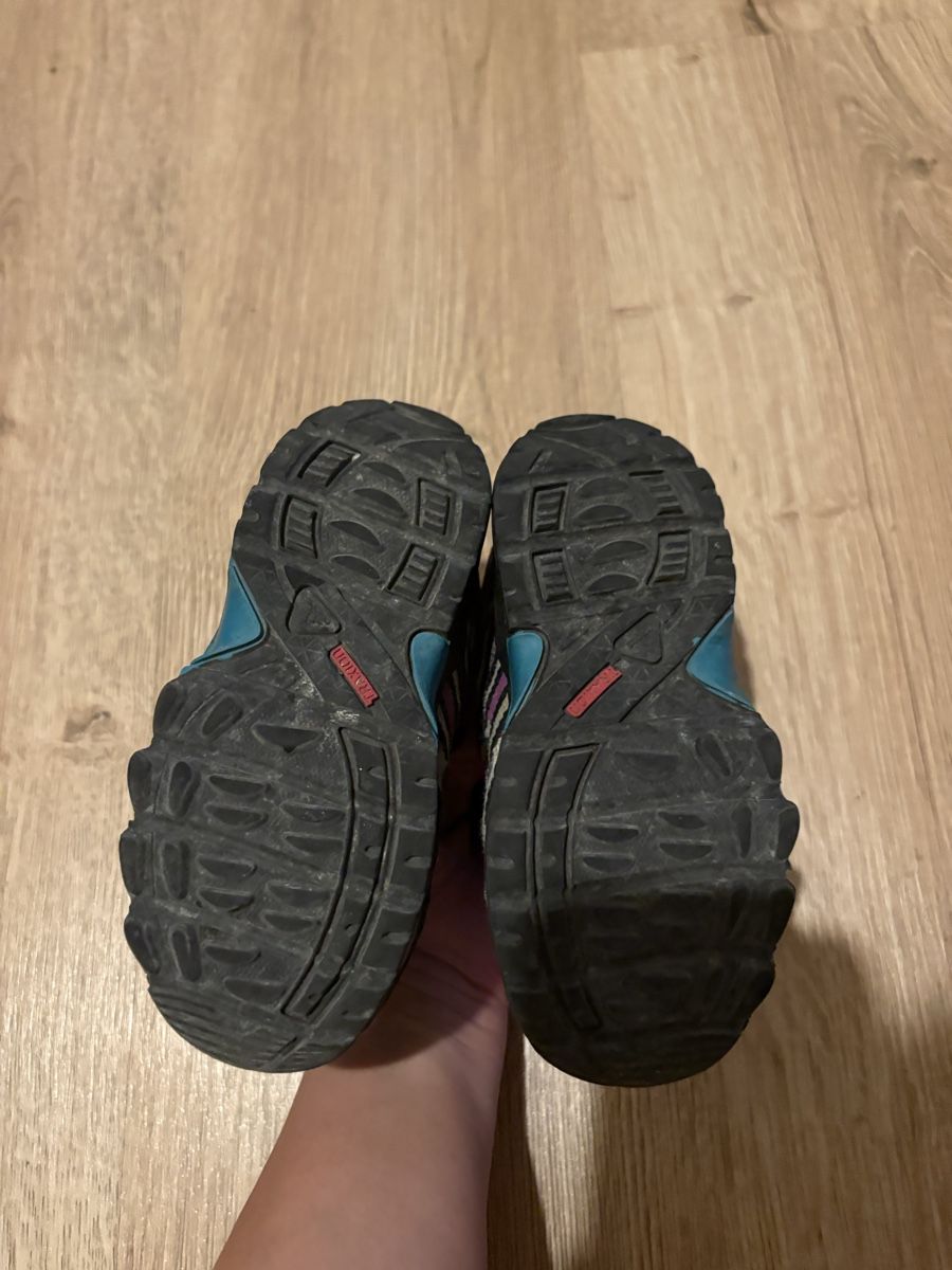 Adidas Chaussures garçon: Adidas Terrex Grösse 24 – D'occasion à Liestal par sei_j5yn 1
