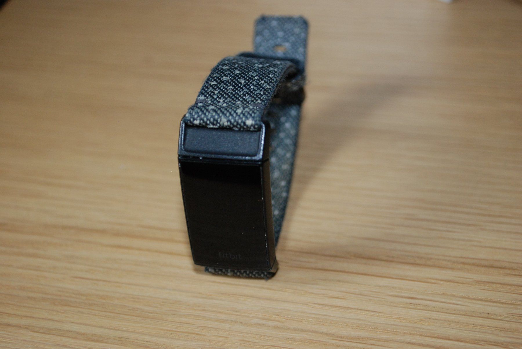 Fitbit Montres: Fitbit Charge – Défectueux à Emmenbrücke par Relio 5