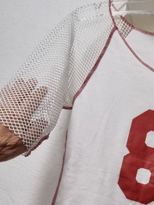 T-shirt: Shirt mit Netzärmel Gr. S – Nuovo (secondo la descrizione) da geroldswil venduto da Gumball1 1