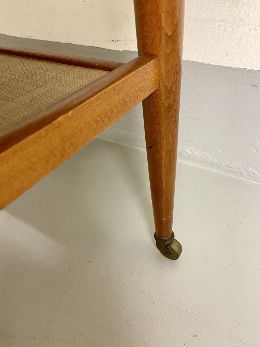 Tavoli: Mid-Beistelltisch / Serviertisch Teakholz 60er – Usato da Zürich venduto da Unique2400 2