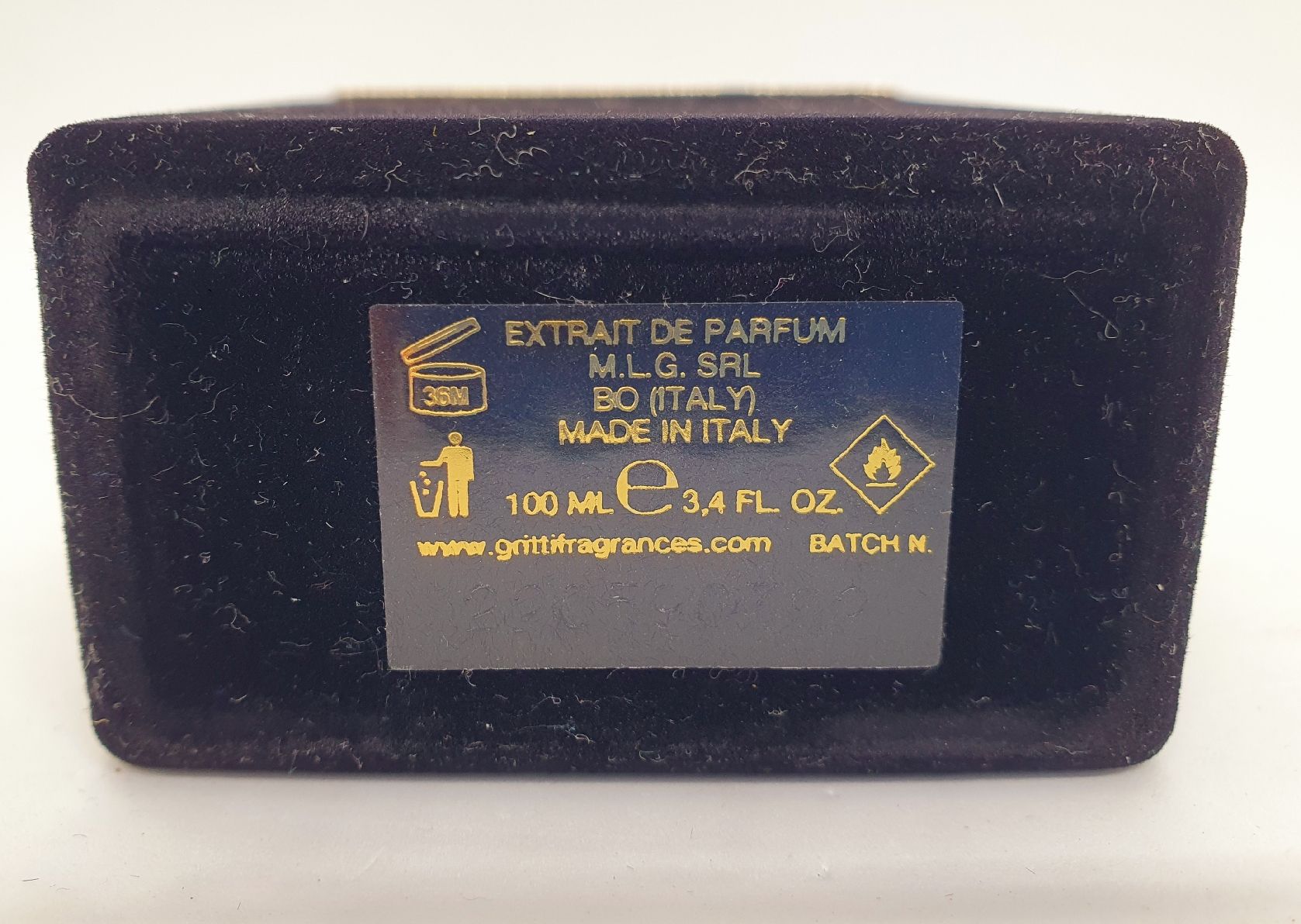Profumi & Eau de Toilette: 2 ml SETA GRITTI EXTRAIT ABFÜLLUNG – Nuovo (secondo la descrizione) da St. Gallen venduto da CaliSunshine 1