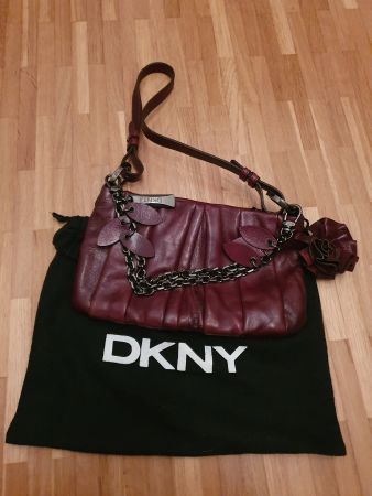 DKNY Donna Karan New York Hand Tasche Weinrot
