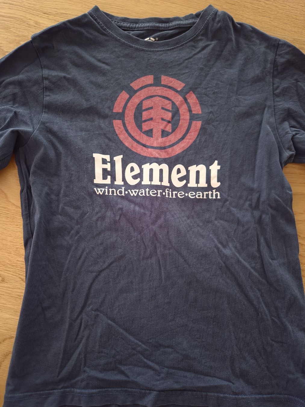 Hemden, T-Shirts & Polos: Langarmshirt Element blau Grösse 12 /152 – Gebraucht aus St.Gallen von Avena135 1