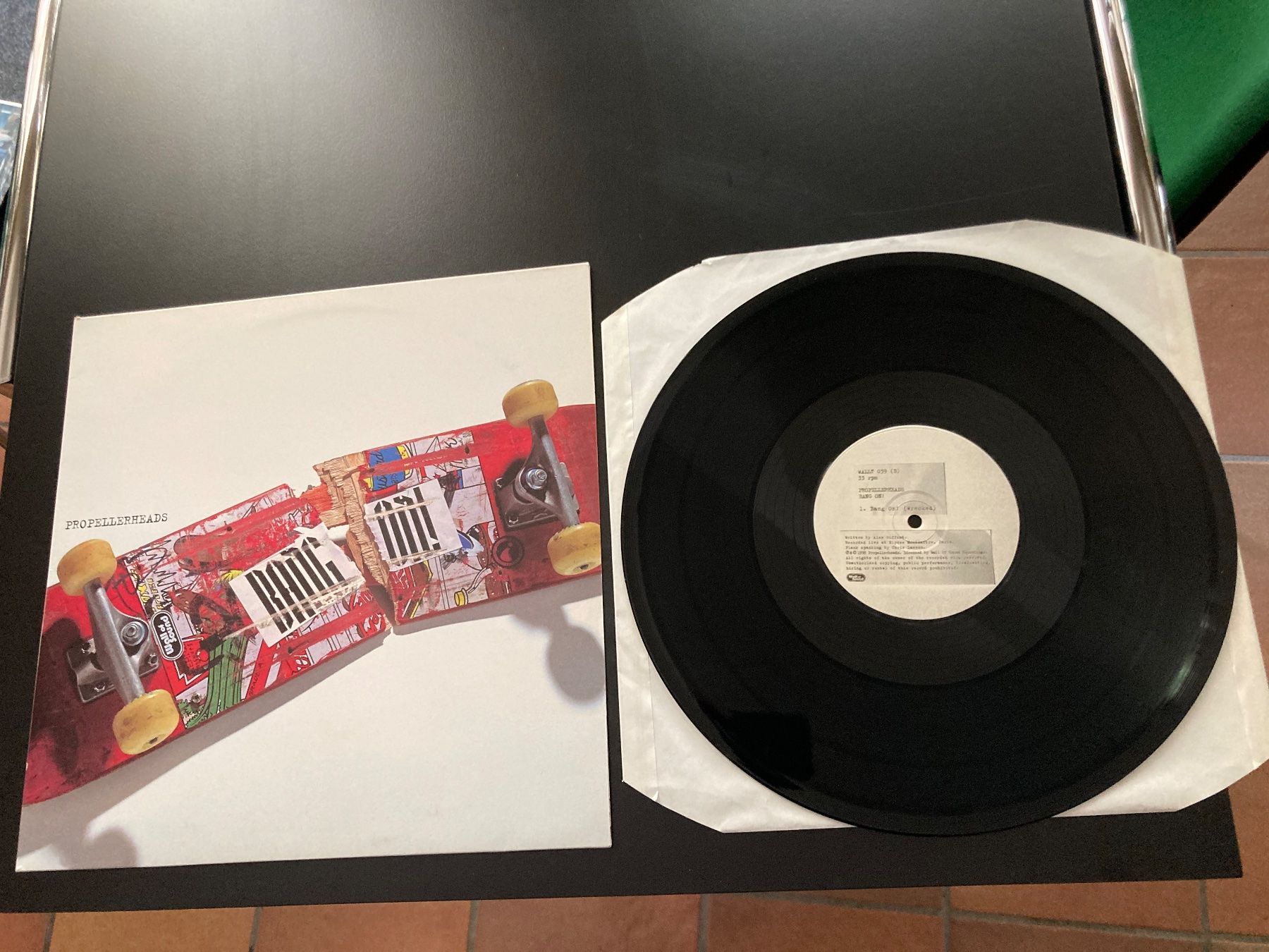 Dischi in vinile: Propellerheads - Bang On! – Usato da Fribourg venduto da Karushi