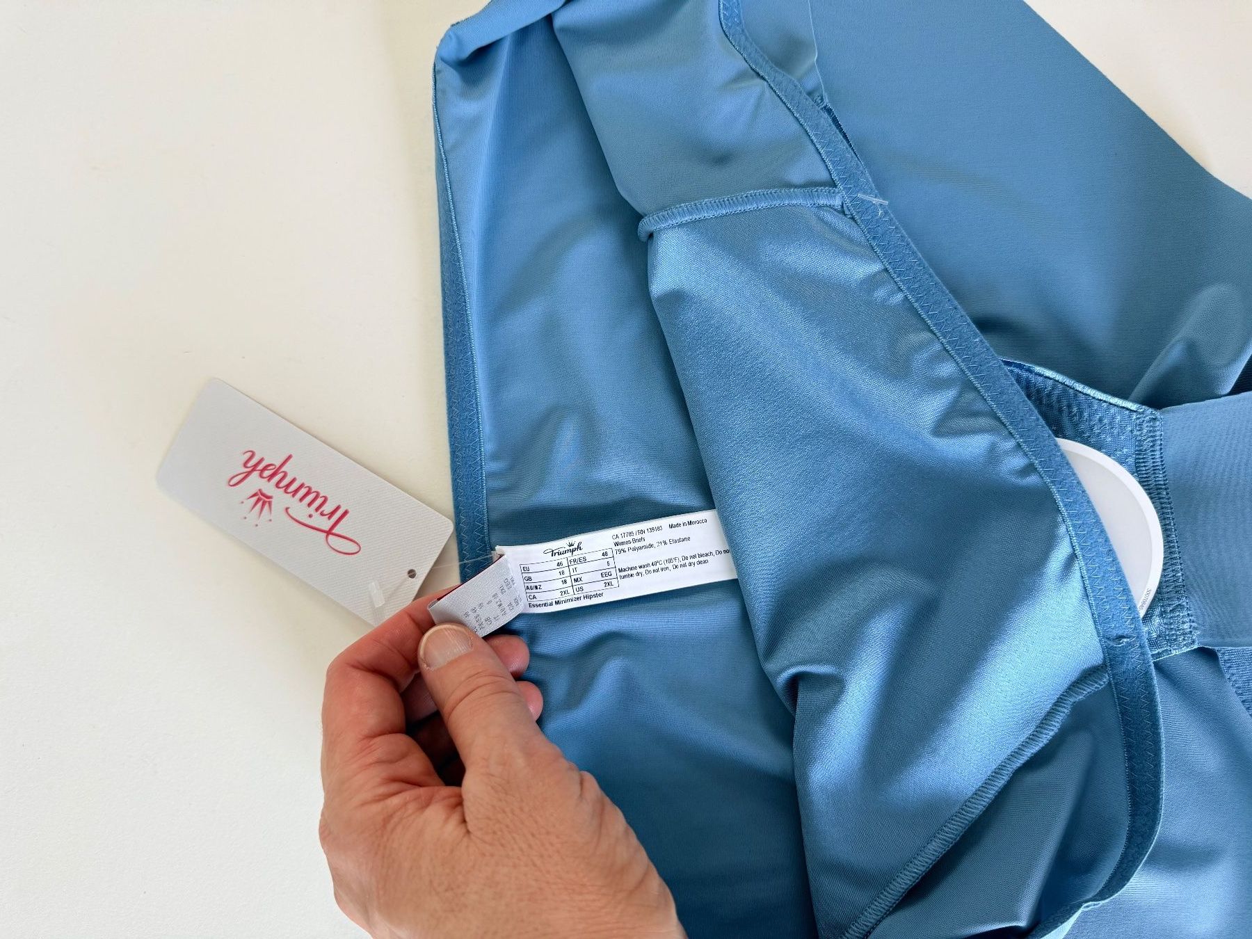 Triumph Sonstige Unterwäsche: TRIUMPH, Hipster ESSENTIAL MINIMIZER, Grösse 46, Farbe Blau – Neu und originalverpackt aus Rudolfstetten von gst_g7xl 2