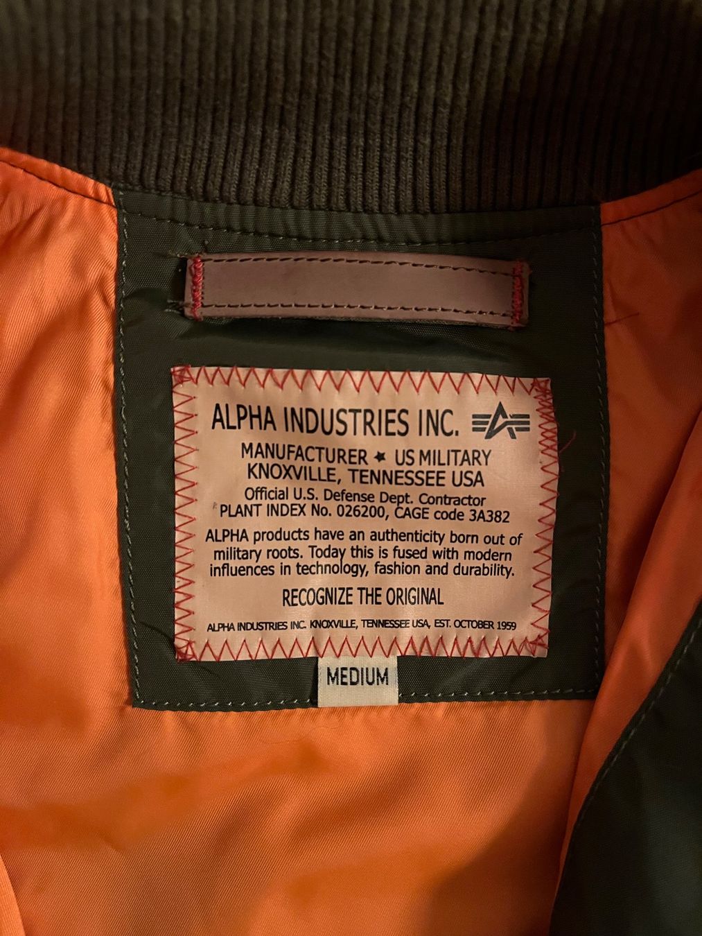 Alpha Industries Jacken: Alpha Industries Bomber Jacket – Gebraucht aus Lausanne von Davde92 4