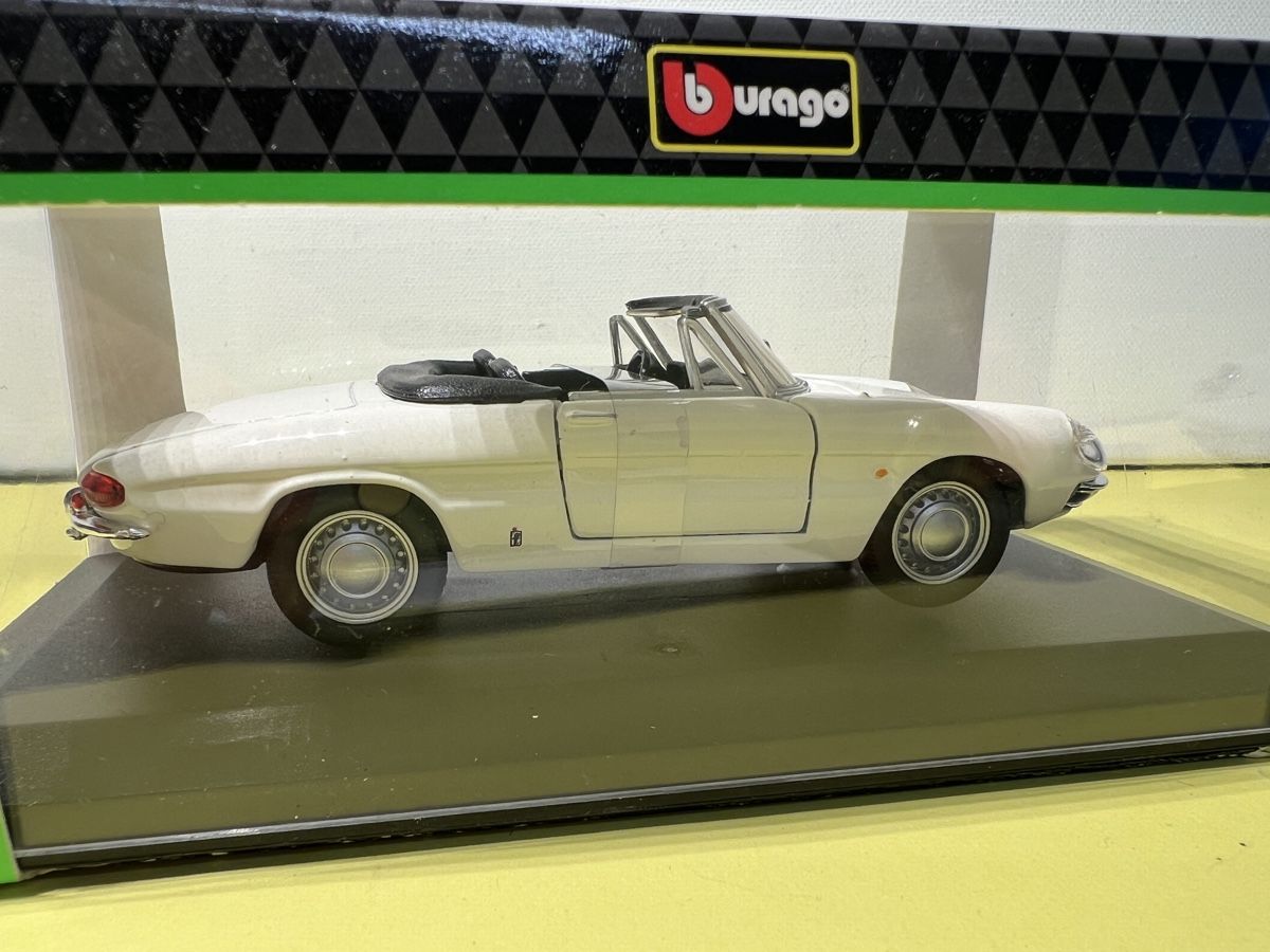 Bburago Modellini d'auto: Alfa Romeo Spider Burago 1/32 – Nuovo e nell'imballaggio originale da Weinfelden venduto da Kammerflimmern 2
