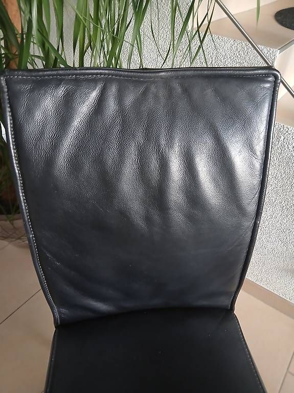 Sedie: 4 Hochwertige  schwarze  Leder Stühle  – Usato da Reinach BL venduto da Nicola70 3