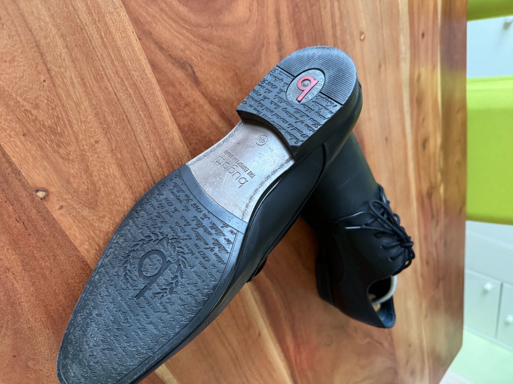 Bugatti Scarpe da uomo: Herrenschuhe – Usato da Zug venduto da mida03 1