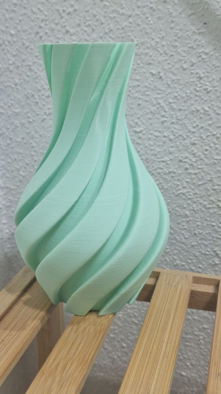 Vasi & Recipienti: Vase mint green modern design new – Nuovo e nell'imballaggio originale da Basel venduto da mar_jfl8 2