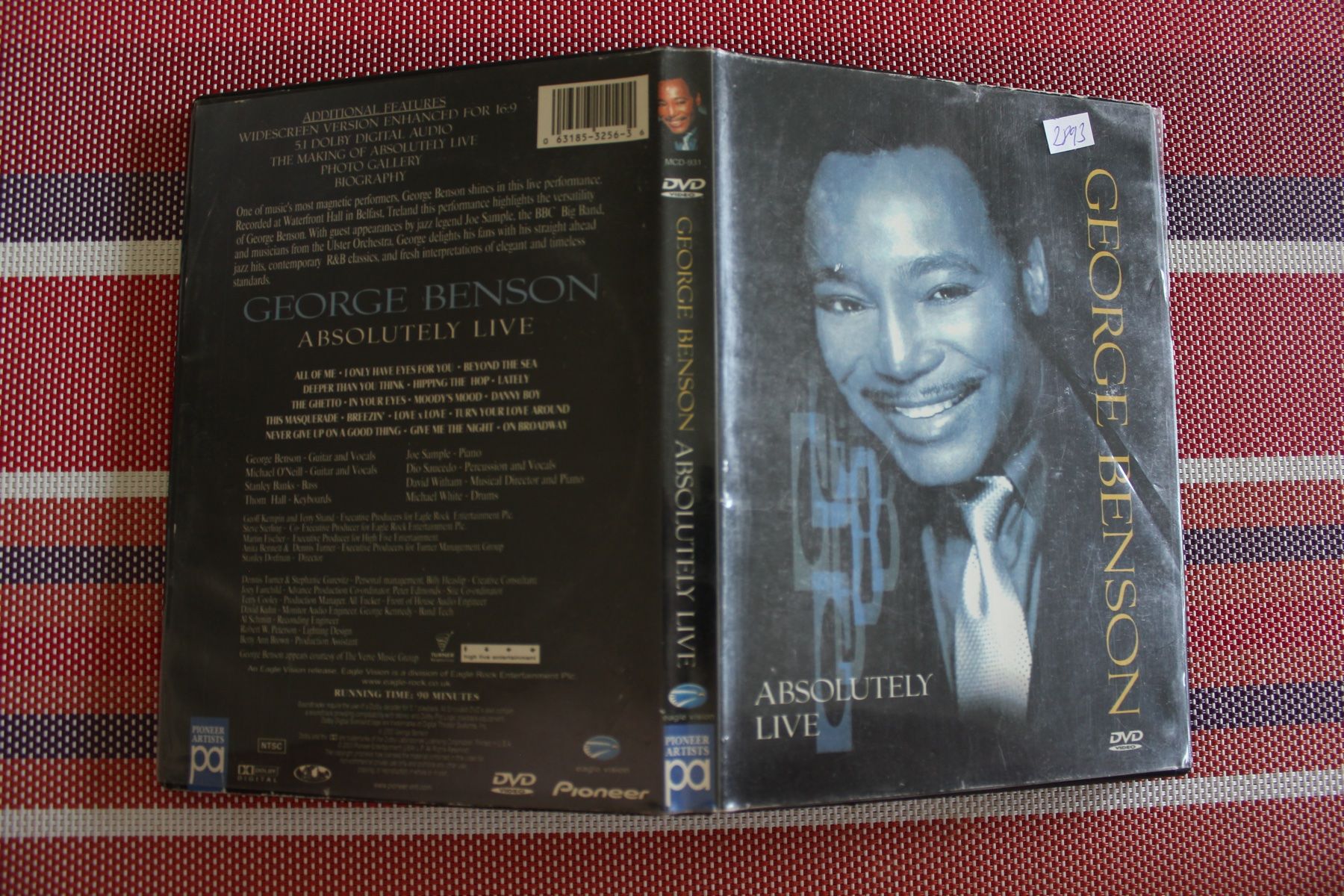 Alle DVDs: George Benson - Absolutely Live  [DVD] – Gebraucht aus Geroldswil von Schlumpfine1973