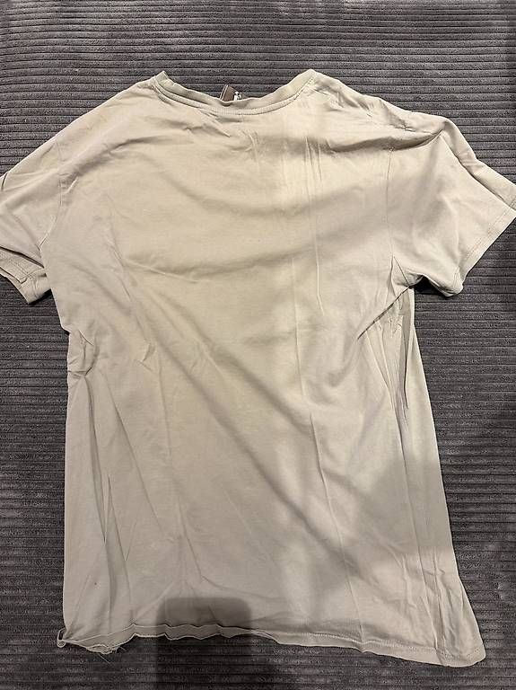T-shirt: Peanuts Snoopy T-Shirt "Rocker Chopper" beige - Gr. M – Usato da Augst BL venduto da mar_sr5f 1