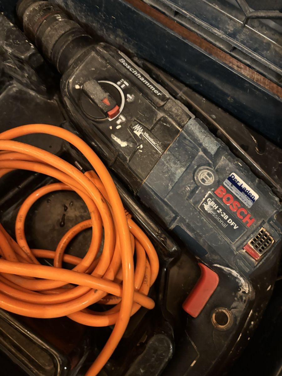 Bosch Trapani: Bosch Bohrhammer mit Zubehör – Usato da Zürich venduto da papaplatte 1