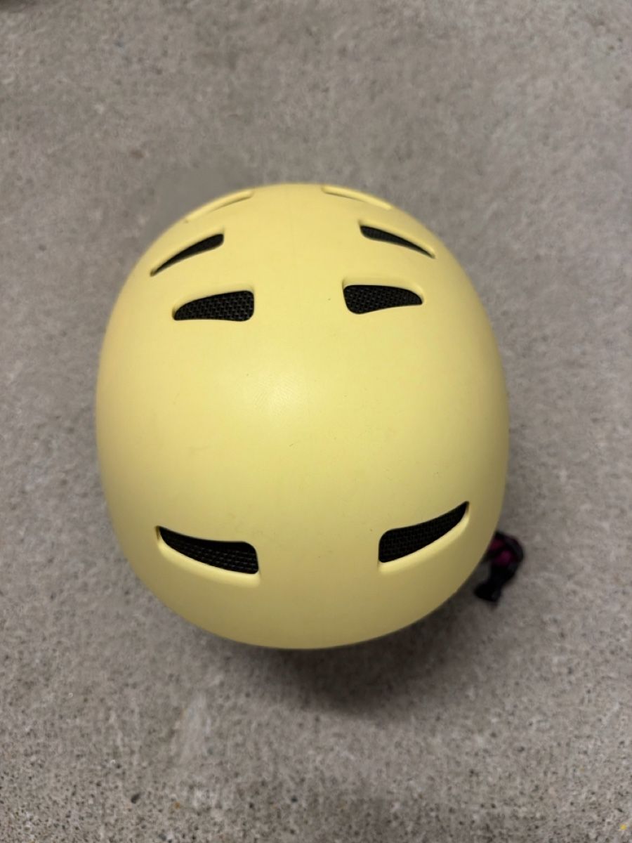 Caschi: Skihelm TSG Lotus gelb – Nuovo (secondo la descrizione) da Scuol venduto da bia_v5bz 1