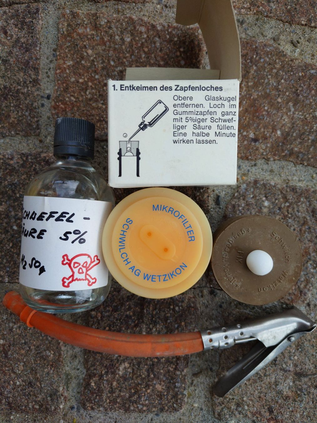 Accessori: Mostflasche mit Holzgestell – Usato da Seon venduto da Goodi0 3