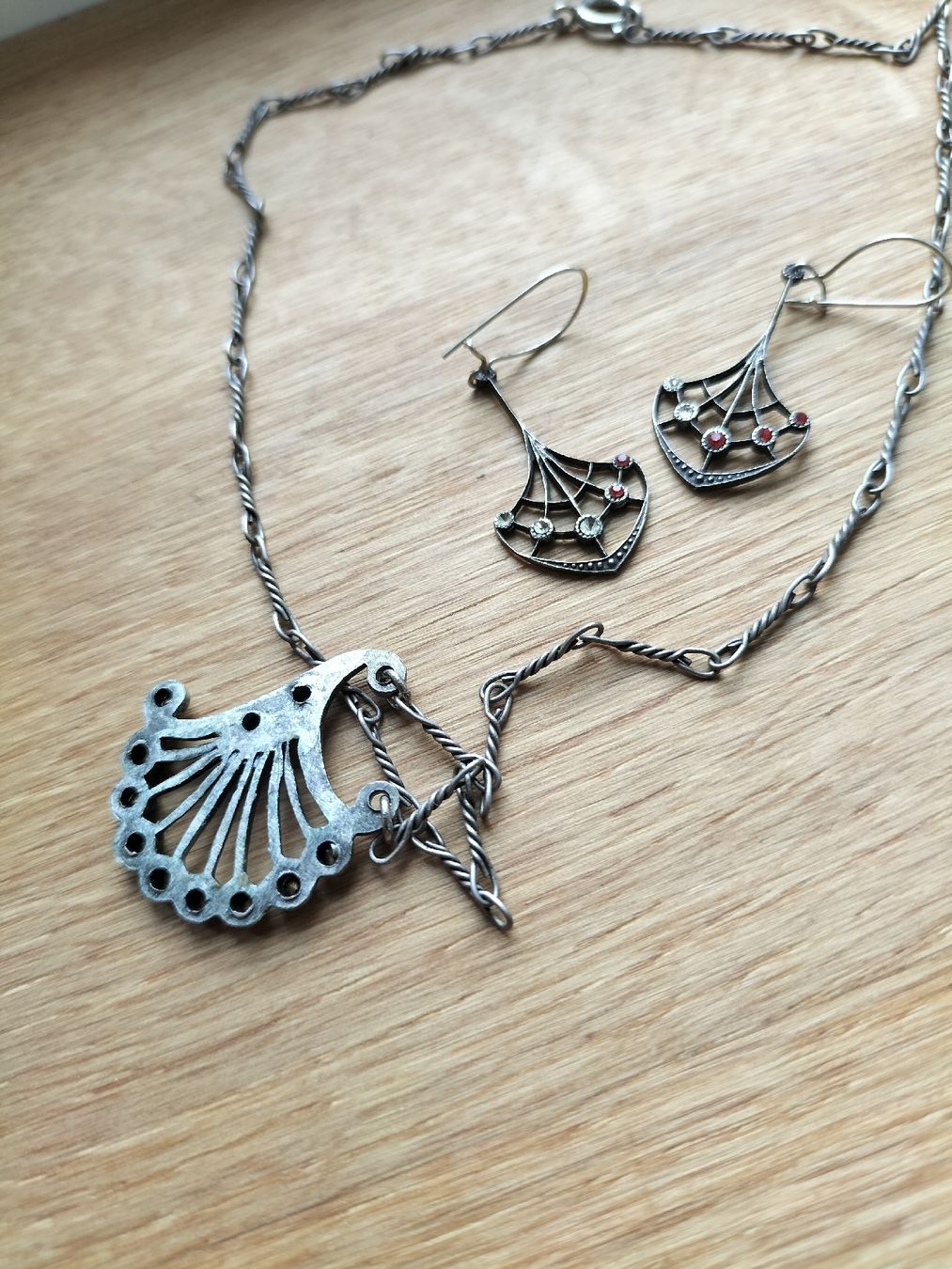 Altri gioielli: Schmuckset Kette und Ohrringe – Usato da Müselbach venduto da pat_9c9w 3
