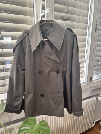 Short olive green trench coat