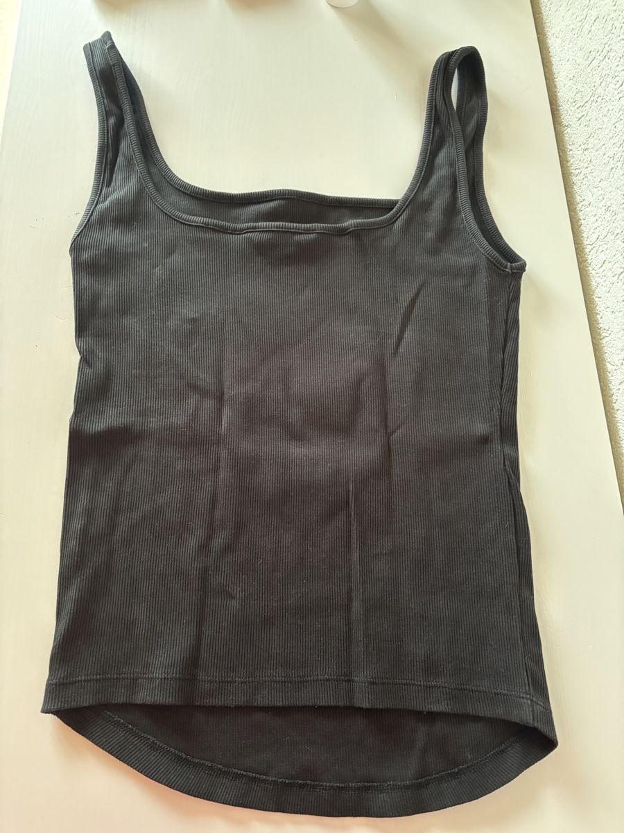 Calvin Klein Top: Calvin Klein Top – Usato da Spiez venduto da maene11 1