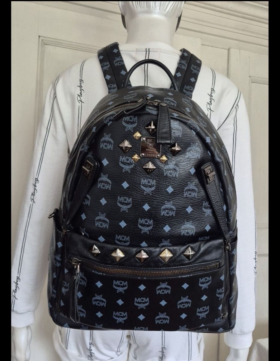 Rucksäcke: Original MCM Rucksack Mit Nieten – Gebraucht aus Witterswil von gsc_z6ts