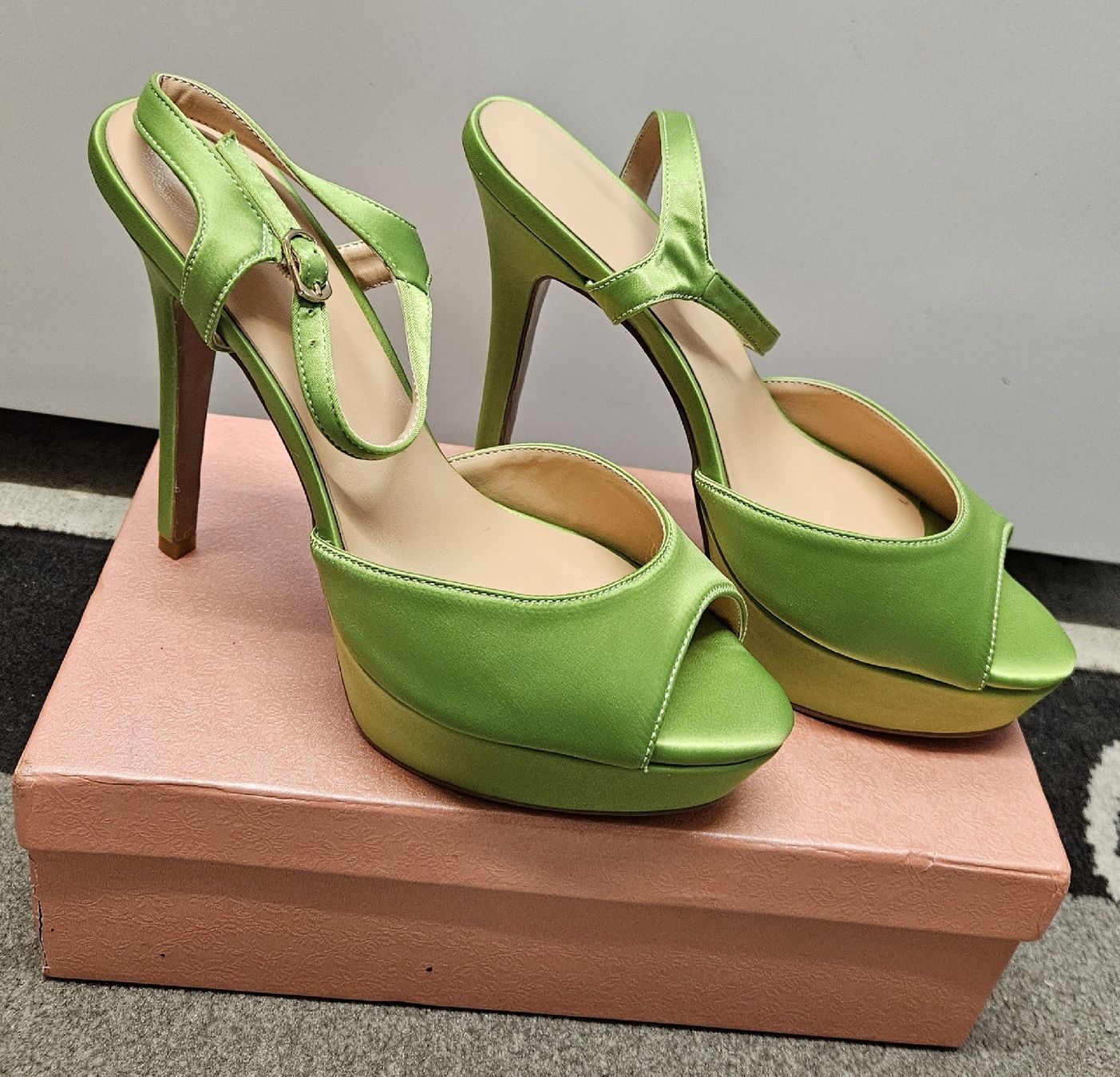 Scarpe da donna: Elegante Damen Pumps – Nuovo e nell'imballaggio originale da Dachsen venduto da Topparts1