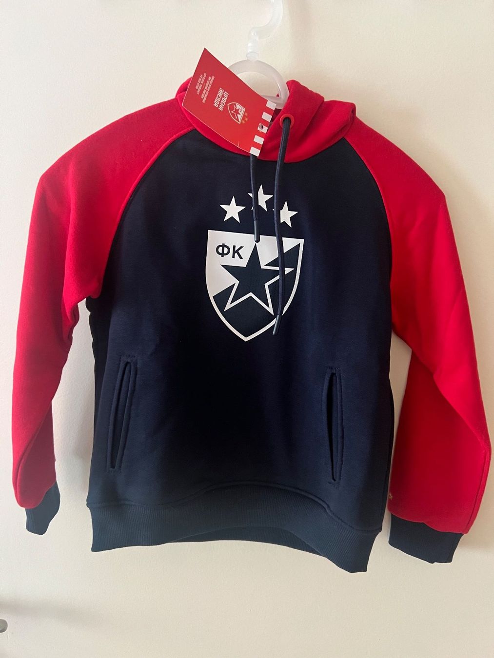 Maglioni & Felpe: FK Crvena Zvezda Kinderpullover – Nuovo e nell'imballaggio originale da Bern venduto da No1e