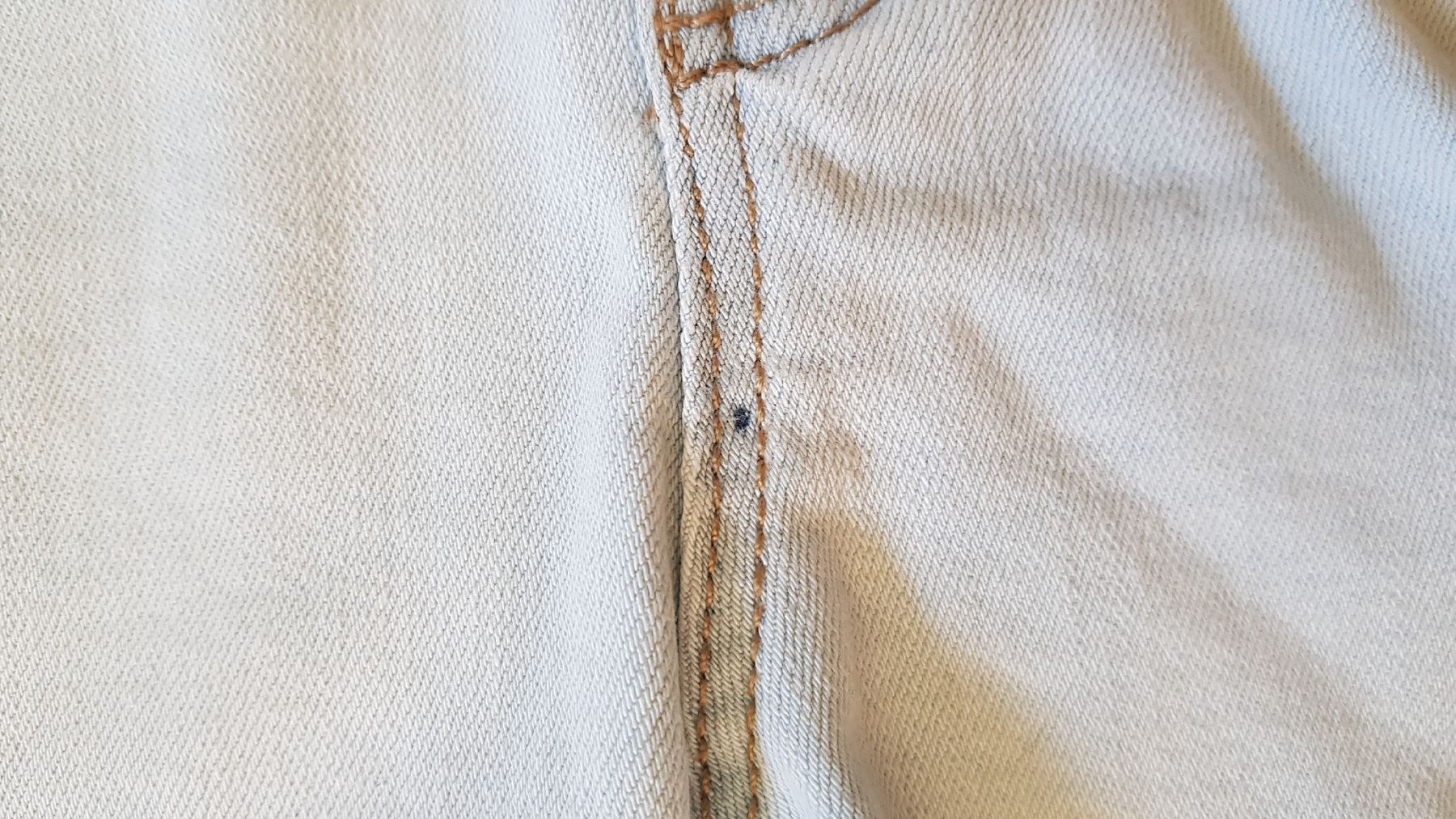 C&A Pantalons: Jeans Shorts Gr.134 – D'occasion à Luzern par silvermoon12 2