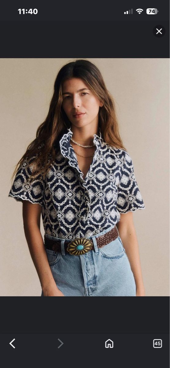 Sezane Camicette: Sezane Dalhia Bluse – Nuovo (secondo la descrizione) da St. Gallen venduto da mllealessandra
