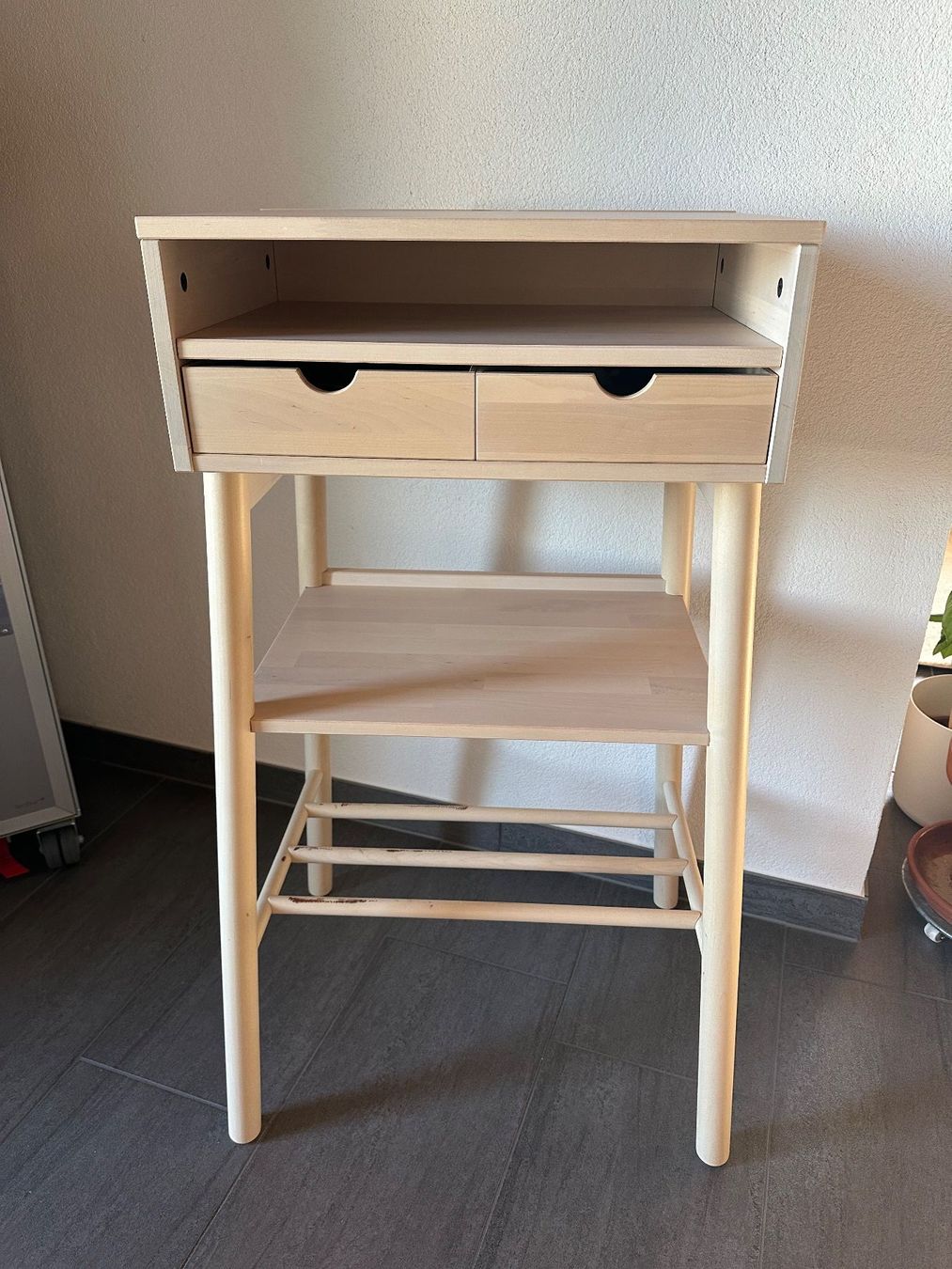 Ikea Schreibtische: IKEA Knotten Stehpult – Gebraucht aus Buchs AG von lucazubi7