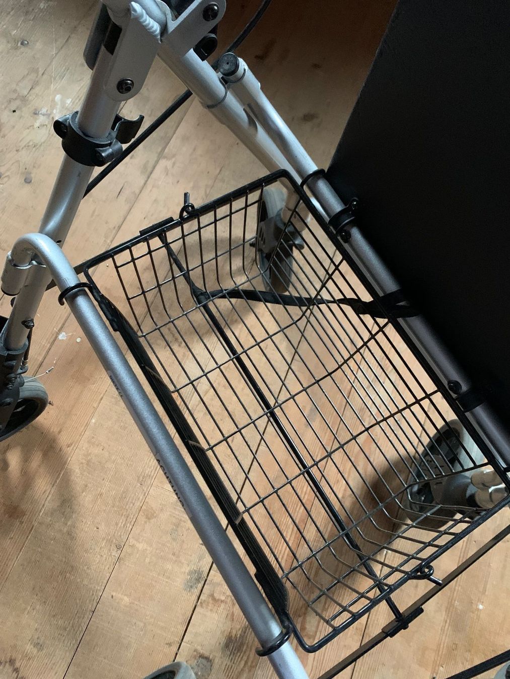 Gehhilfen: Leichter Rollator mit Sitz - NOVA – Gebraucht aus Erlinsbach SO von sams.things 5
