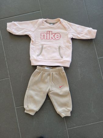Nike Trainer 62-68 neuwertig