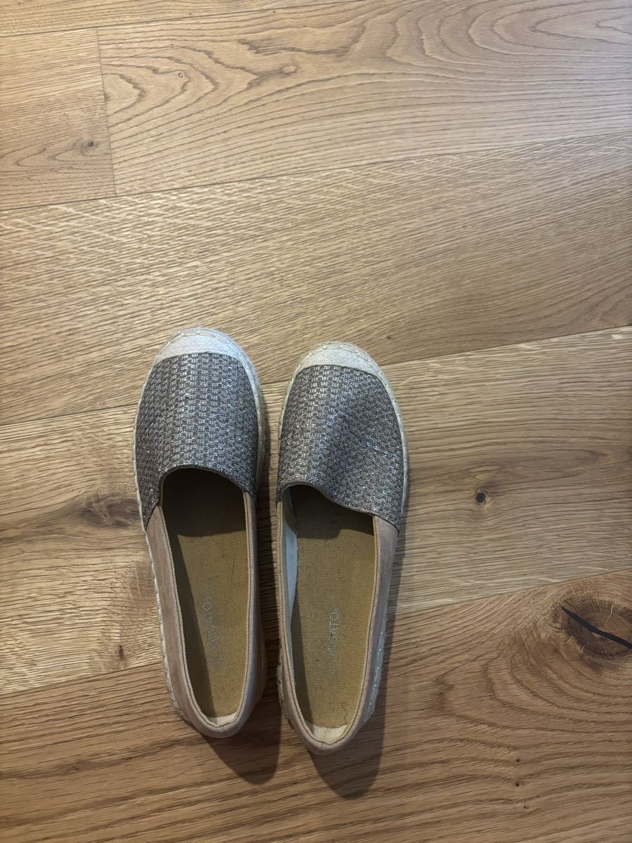 Scarpe da donna: Damen Espadrilles Grösse 38 mit Glitzer neu – Usato da Riggisberg venduto da tueschi24
