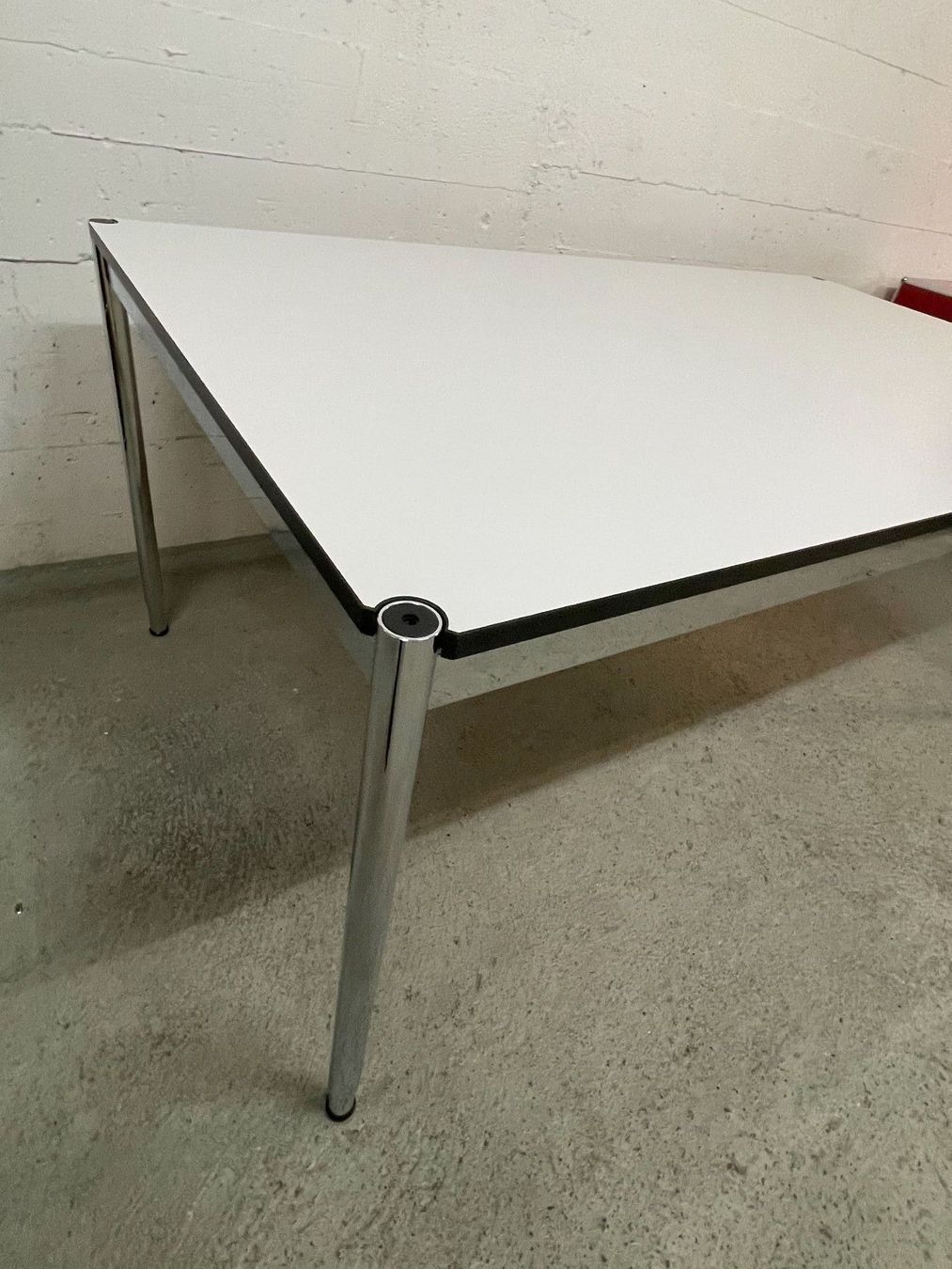 USM Tavoli: USM  Tisch 200x100  20 Stück – Usato da Dietikon venduto da Kumar_Occasionen