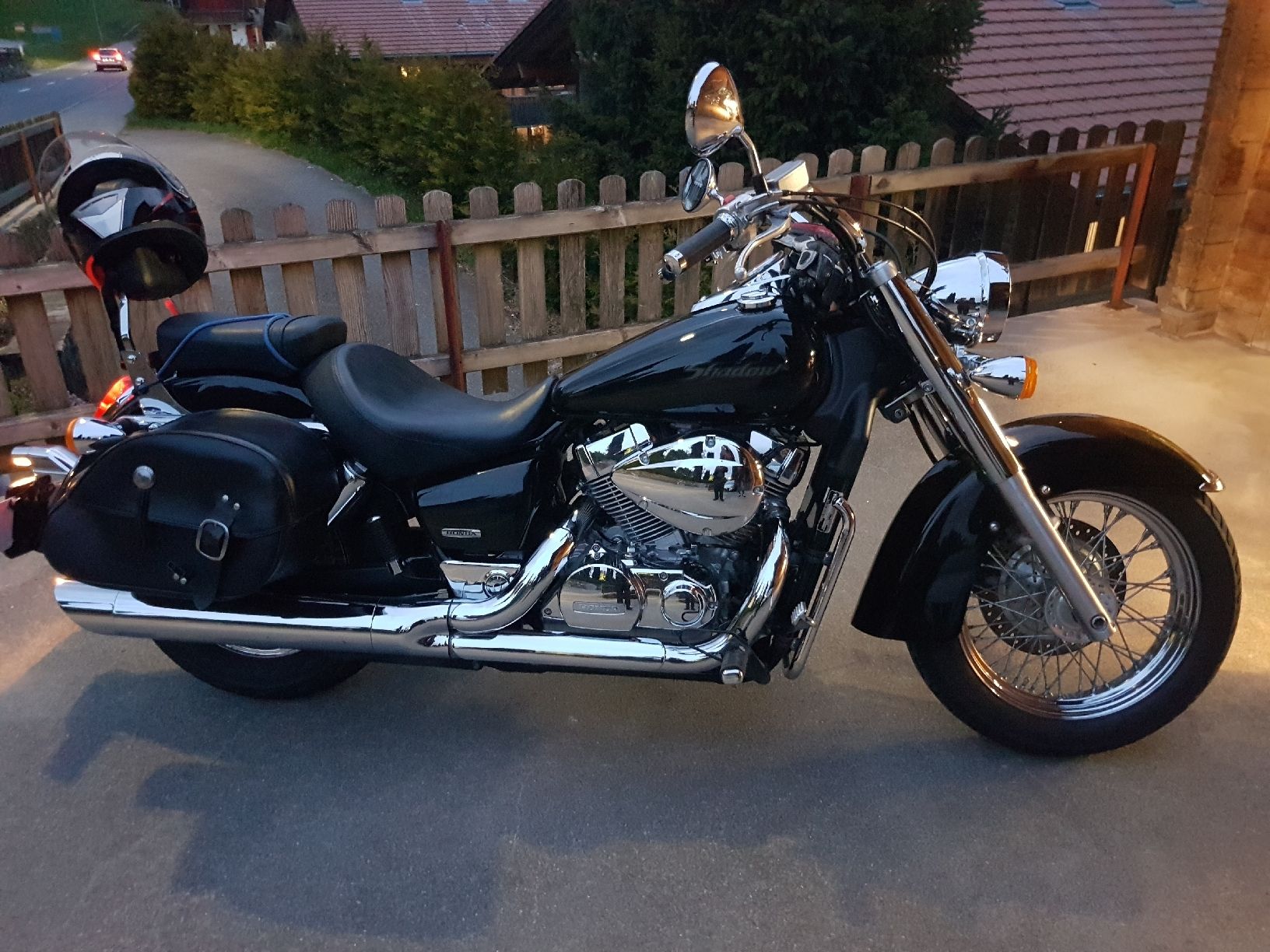 Honda Chopper: Honda VT 750 C Shadow – Gebraucht aus Aeschi b. Spiez von Playblond 3