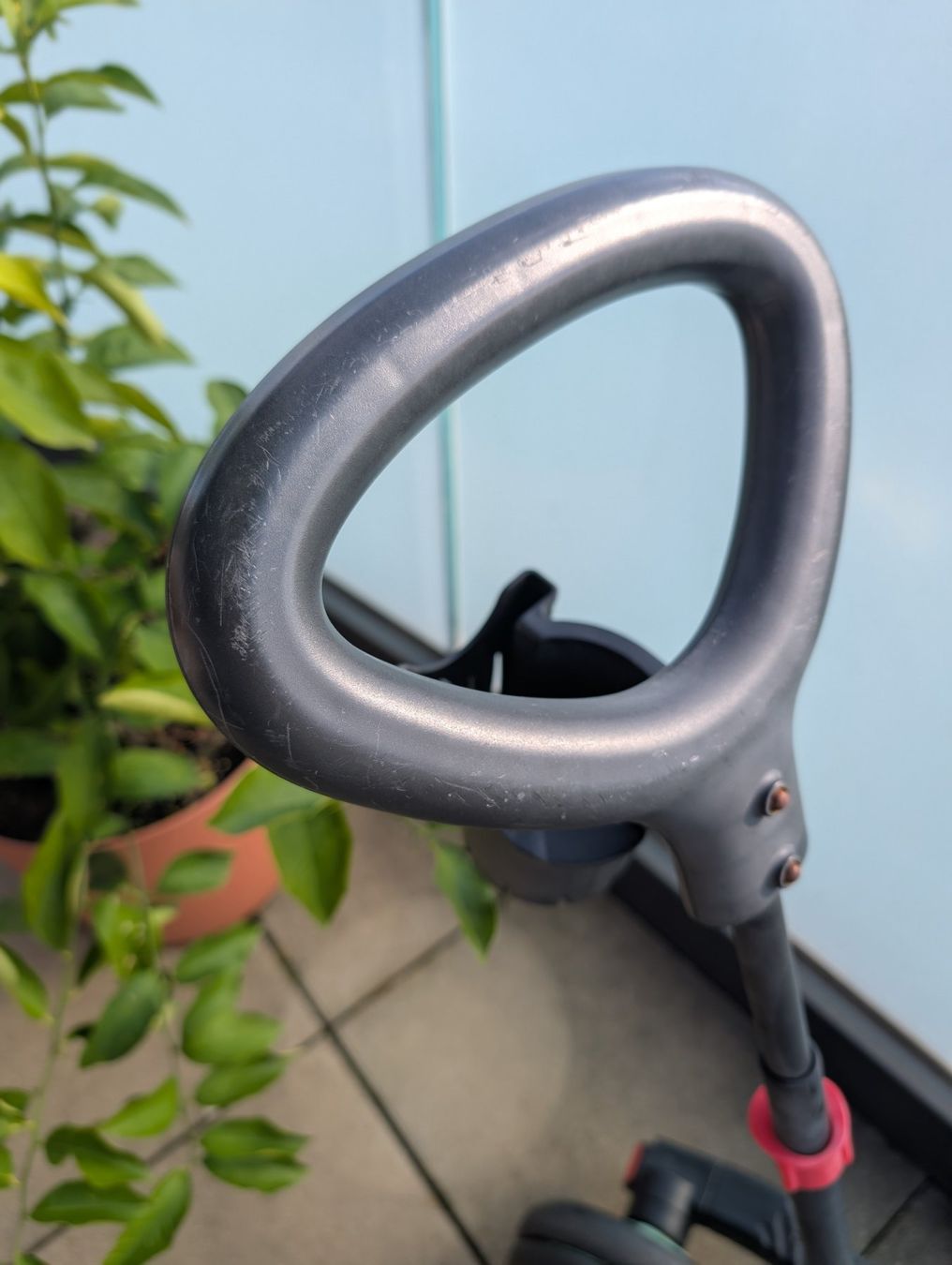 Globber Veicoli per bambini: Globber tricycle Explorer 4 en 1 – Usato da Châtelaine venduto da ana_6rg8 8