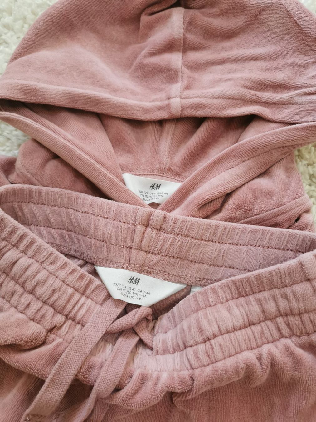 H&M Lotti & Set di vestiti: H&M Set Gr.104 – Usato da Zürich venduto da Simfa 2