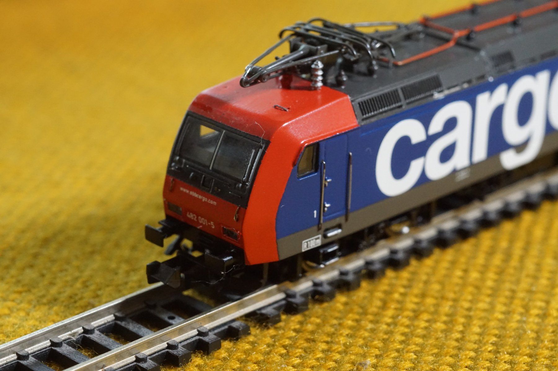 Fleischmann Modellini di ferrovie: SBB Cargo Re 482 blau/rot Spur N – Usato da Gränichen venduto da iknow 3