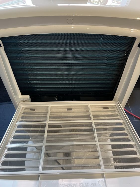 De'Longhi Klimageräte: Klimaanlage De'Longhi Pinguino PAC EL112 CST wie neu – Neu (gemäss Beschreibung) aus Binningen von Mbinc 4