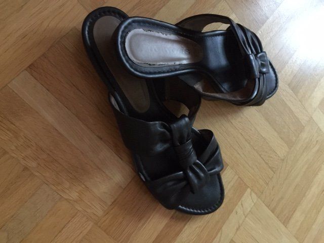 Tamaris Scarpe da donna: Hausschuhe "Tamaris" Gr. 41 – Usato da Walenstadt venduto da ricamul 2