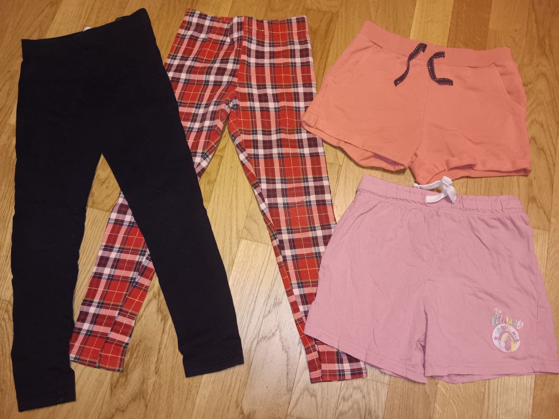 Lotti & Set di vestiti: Mädchen Kleider Paket ,Gr 128 – Usato da Oftringen venduto da joa_bbm2