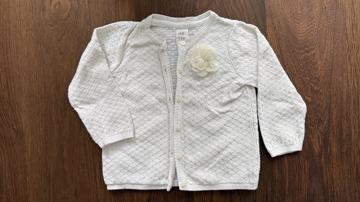 Maglioni & Felpe: Festliches Pulli Gr. 86 – Usato da Rickenbach Sulz venduto da Aurelina