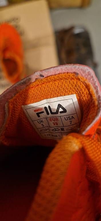 Chaussures hommes: Fussball Schuhe – D'occasion à Wiesendangen par Dreiergespann 1