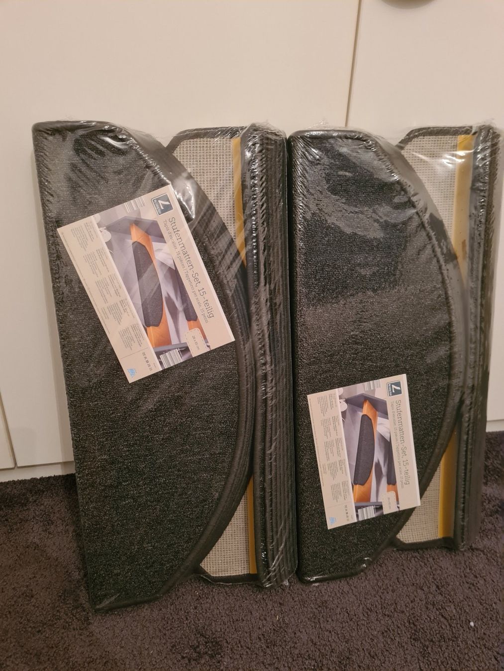 Scale: Marche en moquette pour escalier 30 pièces – Usato da Monthey venduto da 187-zeroo 3