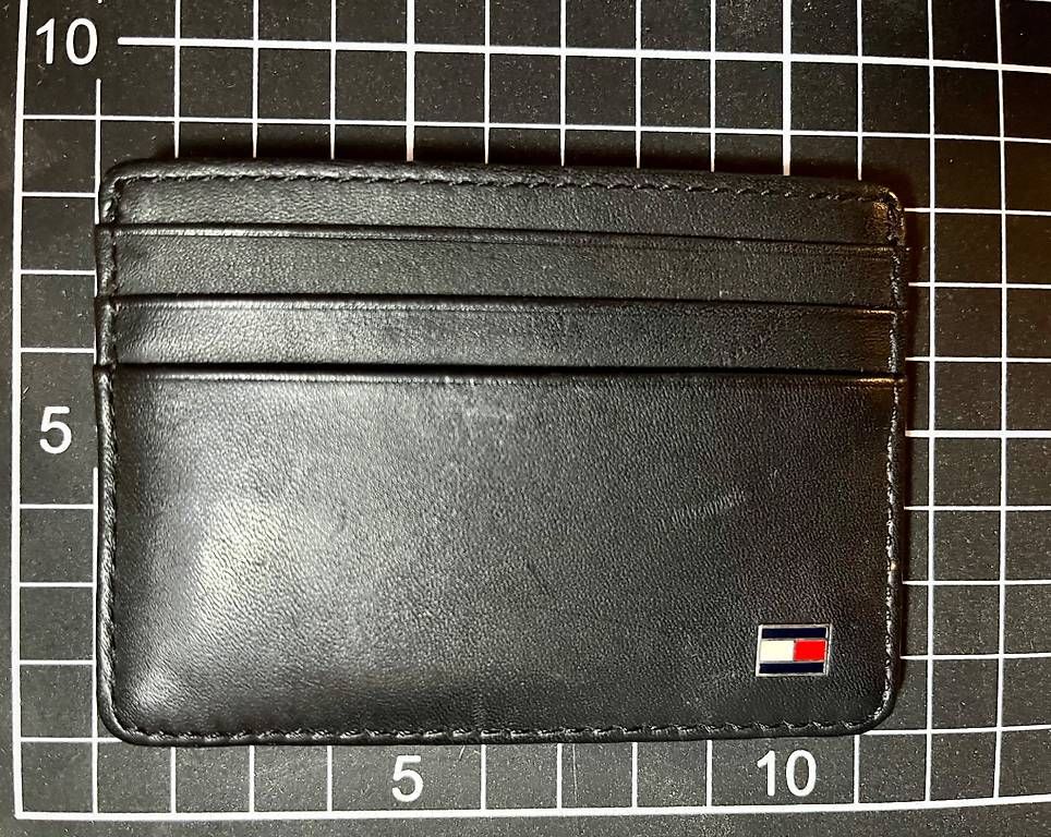Brieftaschen: Kartenhalter Tommy Hilfiger – Gebraucht aus Boniswil von Mark2002x3 2