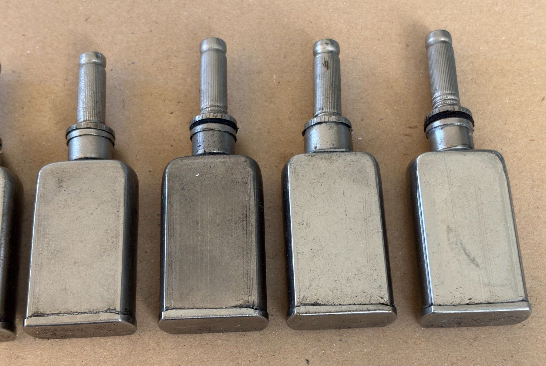 Accessori per altri veicoli: VINTAGE OEL BEHÄLTER. – Usato da Ostermundigen venduto da wini63 2