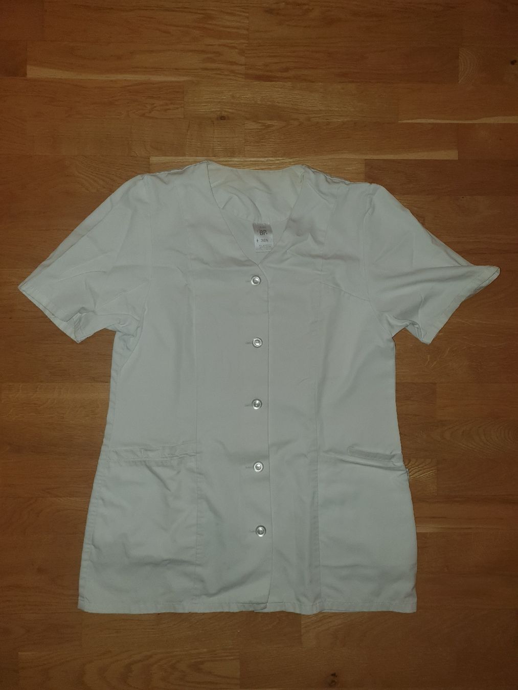 Altro per Abbigliamento & Protezione sul lavoro: BP Damenkasack weiss, Grösse 36 – Usato da Moosseedorf venduto da Sonnenschein..