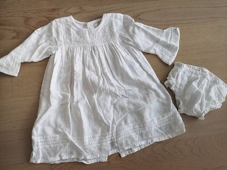 3 schöne Sommerkleider Mädchen Gr. 104
