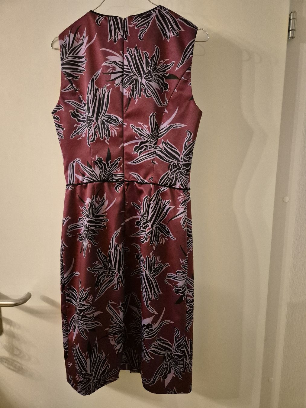 Hugo Boss Vestiti: Hugo Boss Kleid Gr.38 – Usato da Thalwil venduto da Briscolina 1