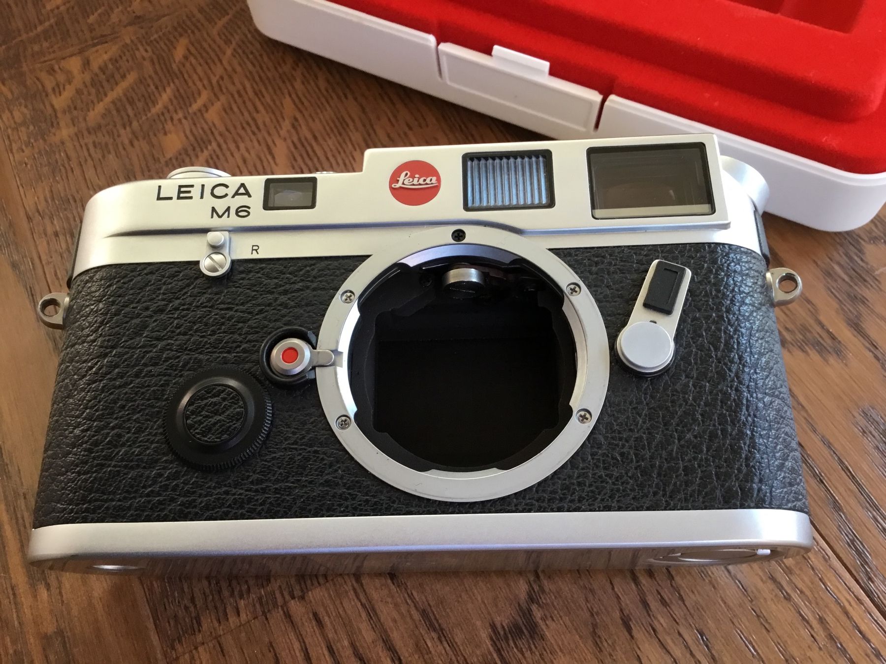 Leica Fotocamera: Leica M6 Classic 35mm Rangefinder Camera - Pristine! – Usato da Lausanne venduto da True_Bargain 1