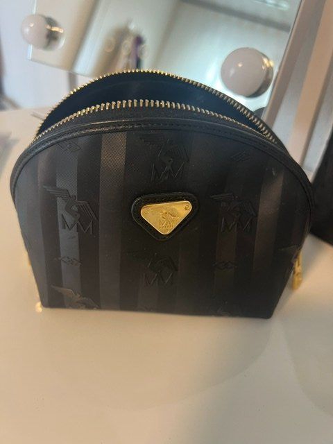 Maison Mollerus Trousses de maquillage: Mollerus Schminktasche – D'occasion à Zürich par ozlemmat